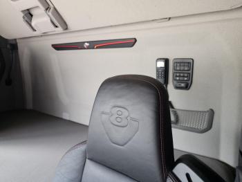 R520 V8 6x2*4 / VDL 25T HOOKLIFT / ABROLKIPPER